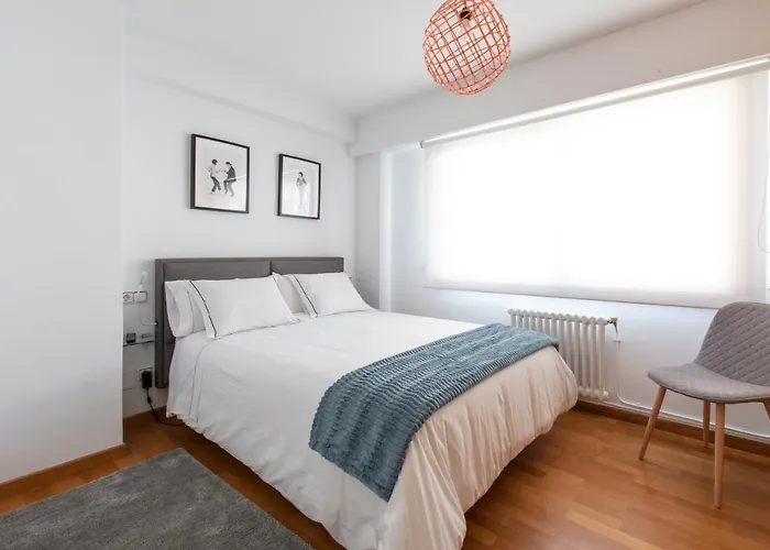 Luminoso En Cuatro Caminos